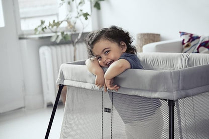 BABYBJORN Travel Crib Light - Silver + Fitted Sheet Bundle Pack ,Silver, One Size