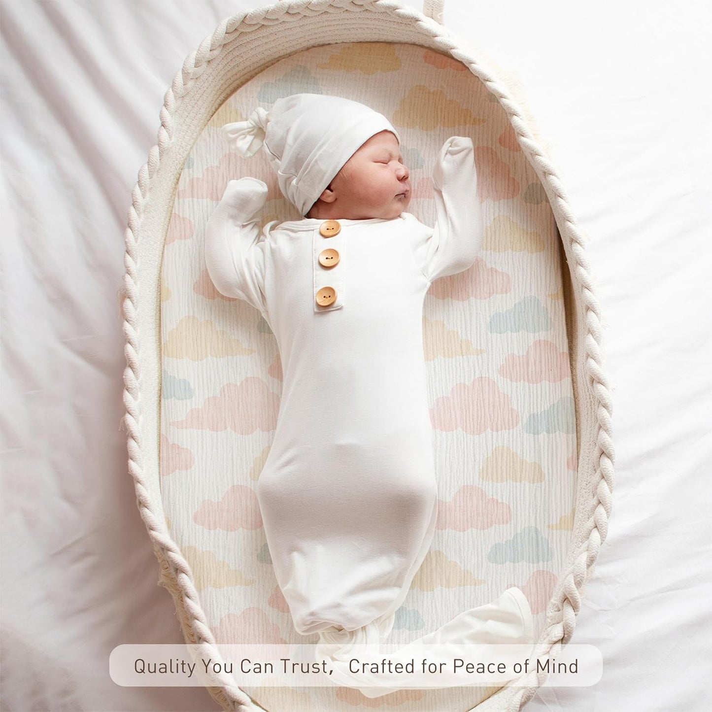 Muslin Bassinet Fitted Sheets 2 Pack, Soft Breathable Cotton Baby Bassinet Mattress Sheet Set, 360° Elastic Snug Fit, Universal for Oval, Rectangle & Hourglass Cradle, Unisex Baby Bedding (Cute Cars)