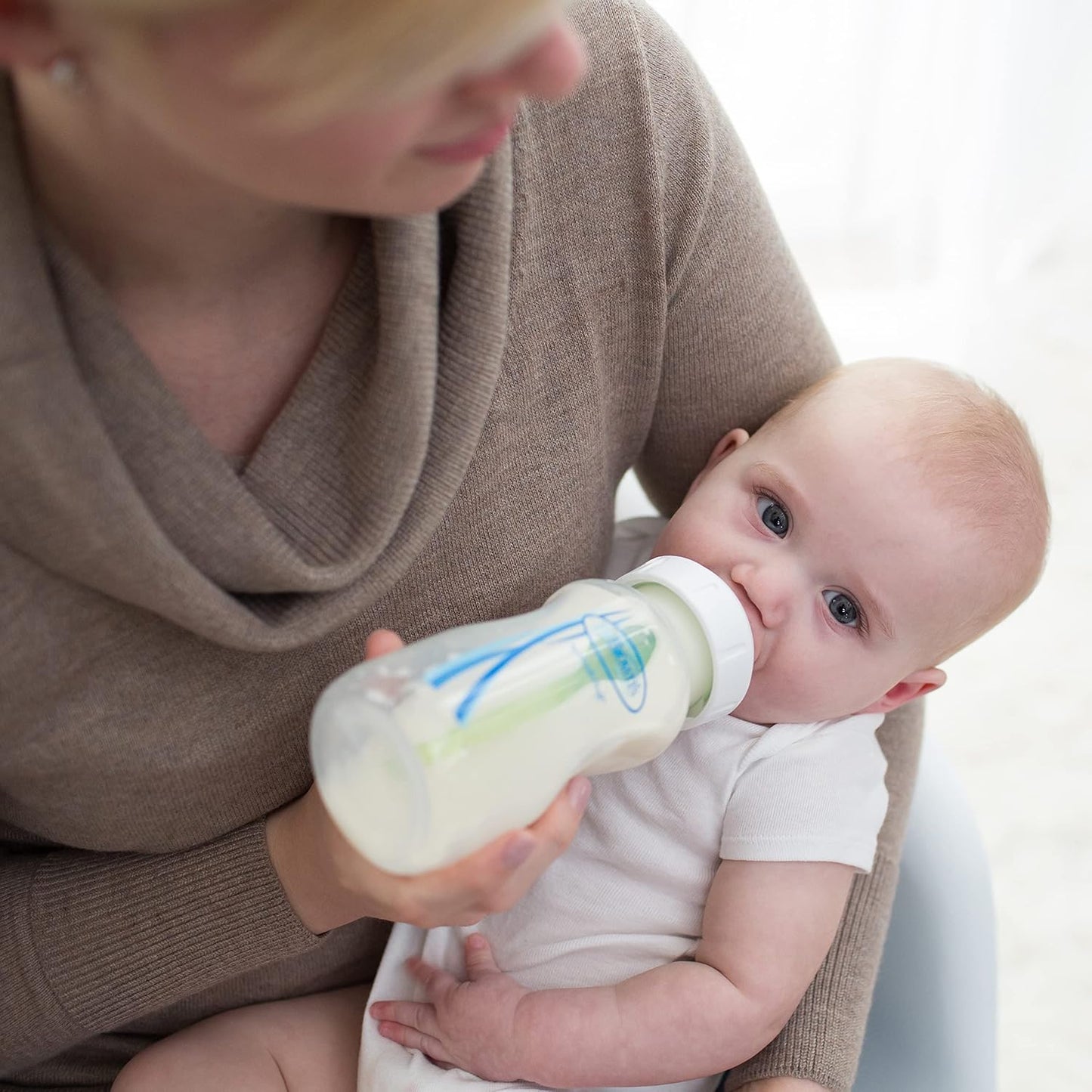 Dr. Brown’s Natural Flow® Anti-Colic Options+™ Wide-Neck Baby Bottles 5 oz/150 mL, with Level 1 Slow Flow Nipple, 4 Pack, 0m+