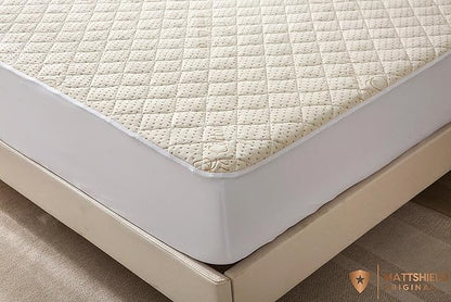 Luxury Quilted Organic Cotton Mattress Protector Full Size - 380 GSM Waterproof & Breathable Pad - Deep Pocket Fitted Cover - Soft & Silent Protection (Cotton Filling)