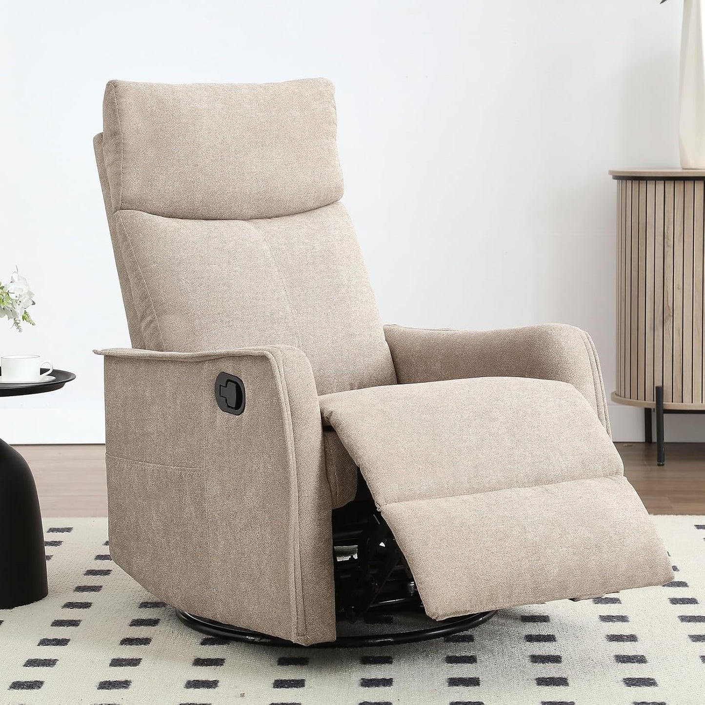 Trustyue Swivel Rocker Recliner Chair, 360° Swivel Recliner with Heat and Massage, Rocker Recliner Nursery Glider Chair with Side Pockets for Living Room (Beige, Fabric)