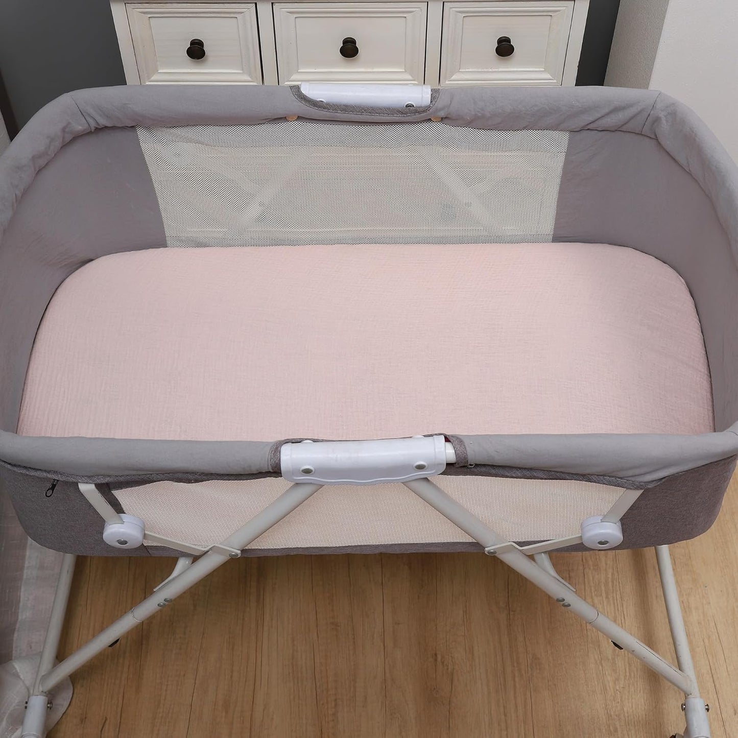 Onacosht Muslin Bassinet Sheets 3 Pack, 100% Cotton Baby Fitted Sheet 33" x 19" Compatible with Mika Micky, KoolaBaby (3 in 1), BabyBond, HARPPA and RICUTON Bedside Bassinet, Green, Floral and Cactus