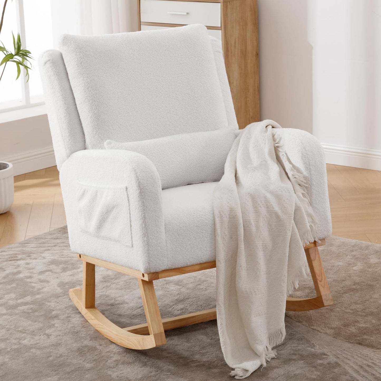 HCHAIRH Rocking Chair Nursery, Sherpa Nursing Rocking Chairs, Upholstered Nursery Glider Rocker for Mom Nursery Morden Accent Rocking Chair Pillow for Living Room,Bedroom,Teddy Light Grey