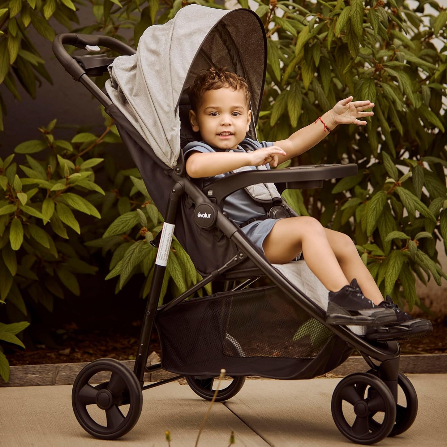 Evolur Breeze Stroller in Green, Adjustable Backrest & Canopy, Compact Fold Lightweight Baby/Toddler Stroller with Storage Basket