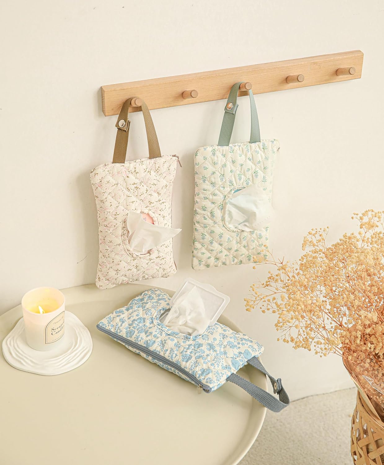 Quilted Baby Wipe Holder Quilted Wipe Pouch Portable Hanging Floral Wet Wipes Bag for Car, Stroller