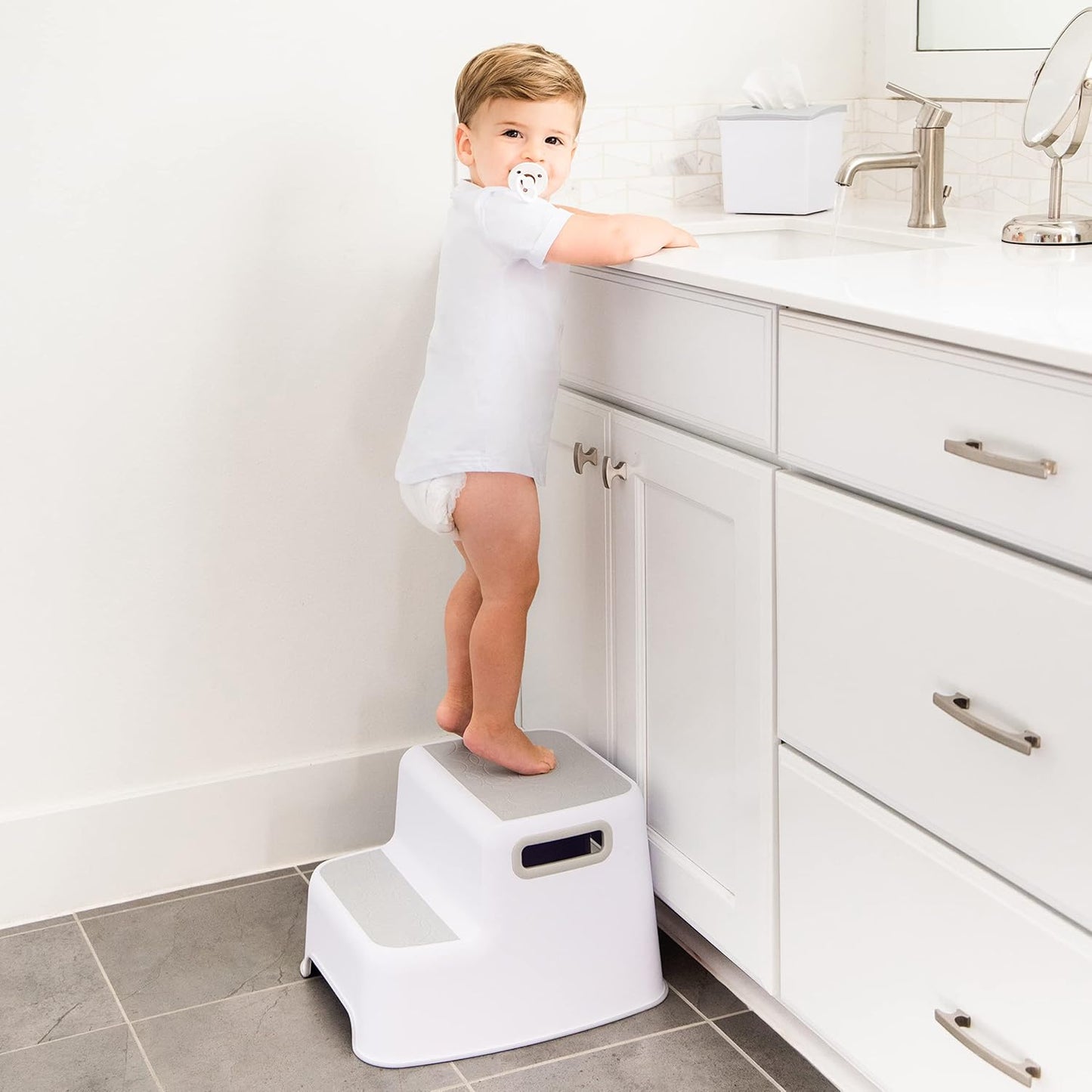 Ubbi Multi-Use Potty and Utility Hook, No Hardware Or Installation Needed, Durable and Sturdy to Hang Over Toilet Tank Or Door, Polypropylene, White