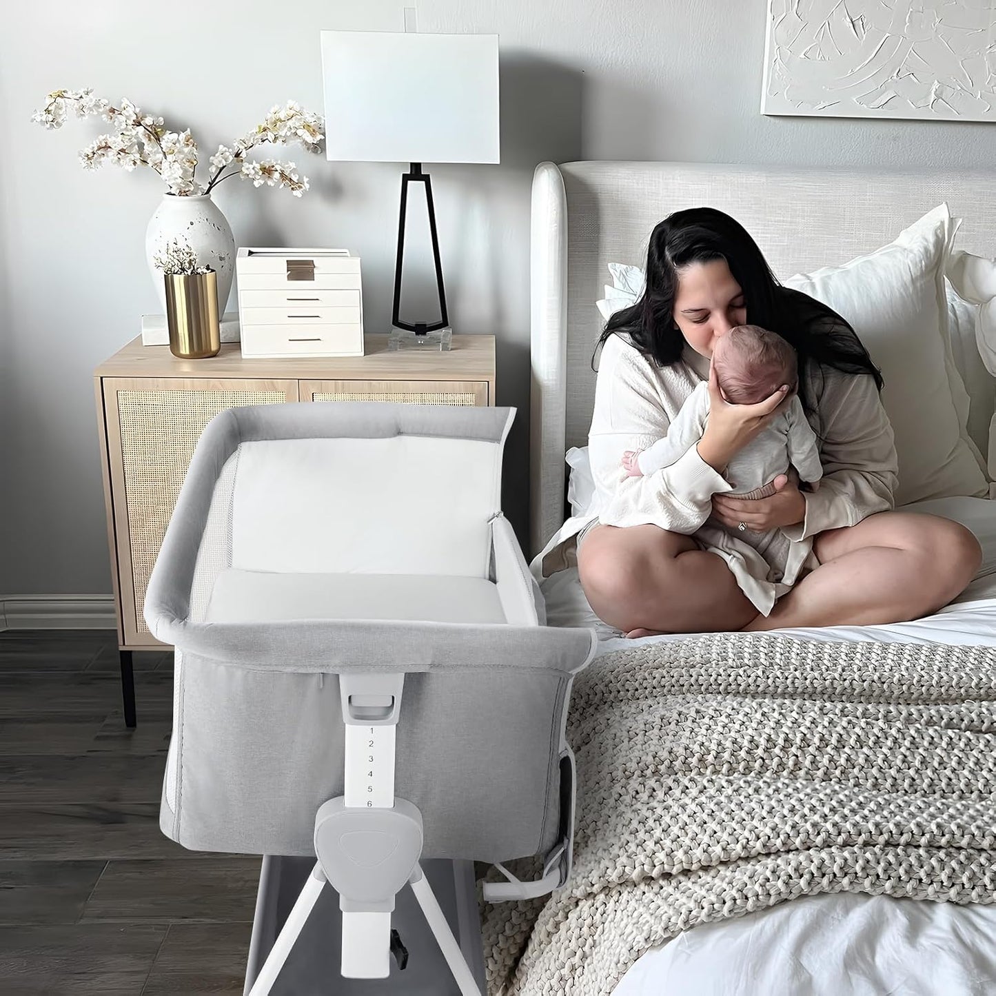Cowiewie Bassinet Bedside Sleeper, Baby Bassinet with 7 Adjustable Height, Bedside Bassinet for Baby with Storage, Breathable Mesh & Mattress, Portable Bassinet Easy Folding (Pyramid Light Gray)