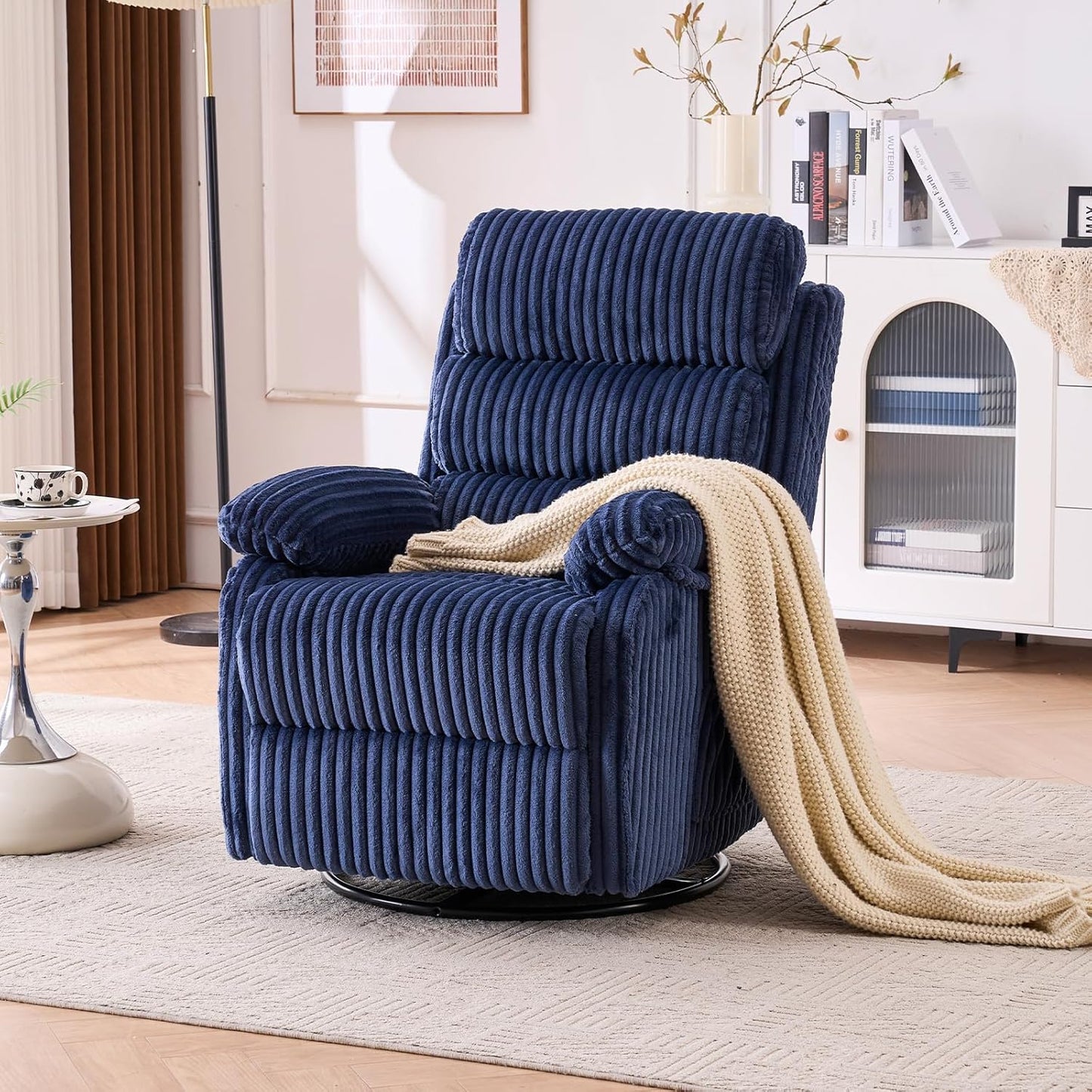 Adult 360° Rocking Recliner Chair，Nursery Rocker Reclining Chair with Side Pocket, a Comfy upholstered Single Sofa Armchair. Suitable for Living Room, Bedroom Nursing use, Velvet Fabric in Beige
