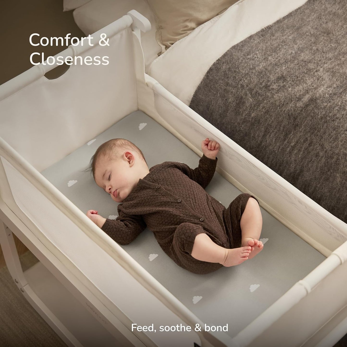 SnuzPod 5 Bedside Bassinet for Baby - Newborn Bed with Zip Down Breathable Windows, Rocking Bedside Sleeper with Lift-Off Bassinet, Portable 3-in-1 Baby Cradle with Wheels & Mattress, Natural
