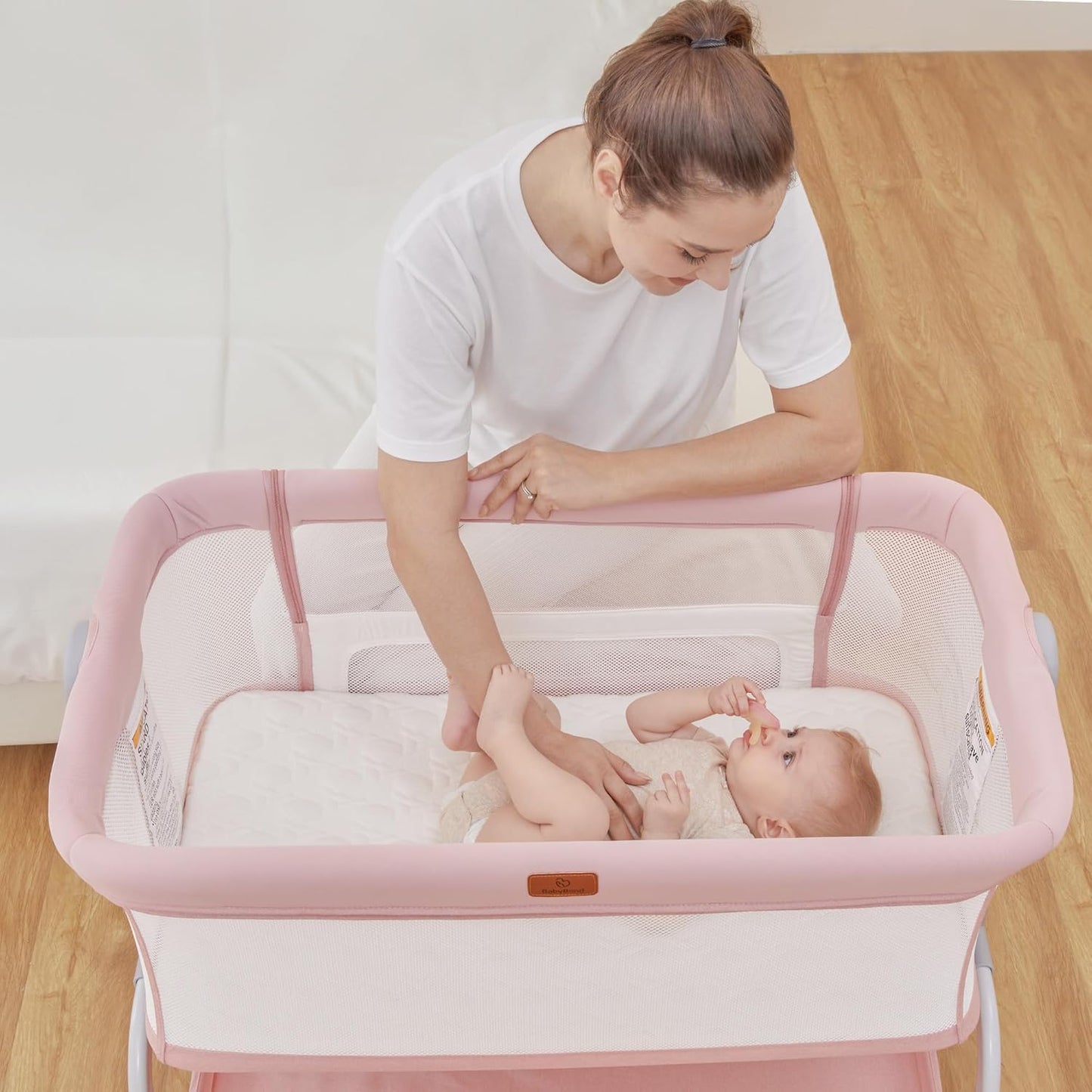 BabyBond Baby Bassinet, 3 in 1 Bassinet Bedside Sleeper with Washable Soft Mattress and Sheet, 6 Height Adjustable Bedside Crib, 4-Sided Mesh Bedside Bassinet for Baby