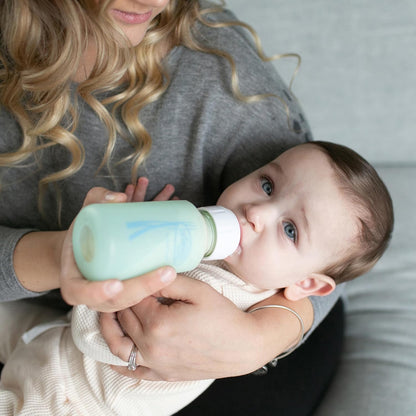 Dr. Brown's Anti-Colic Options+ Narrow Glass Baby Bottle with Level 1 Slow Flow Nipple, BPA-Free, 8 oz/250 mL, 0m+, 4-Pack (Packaging May Vary)