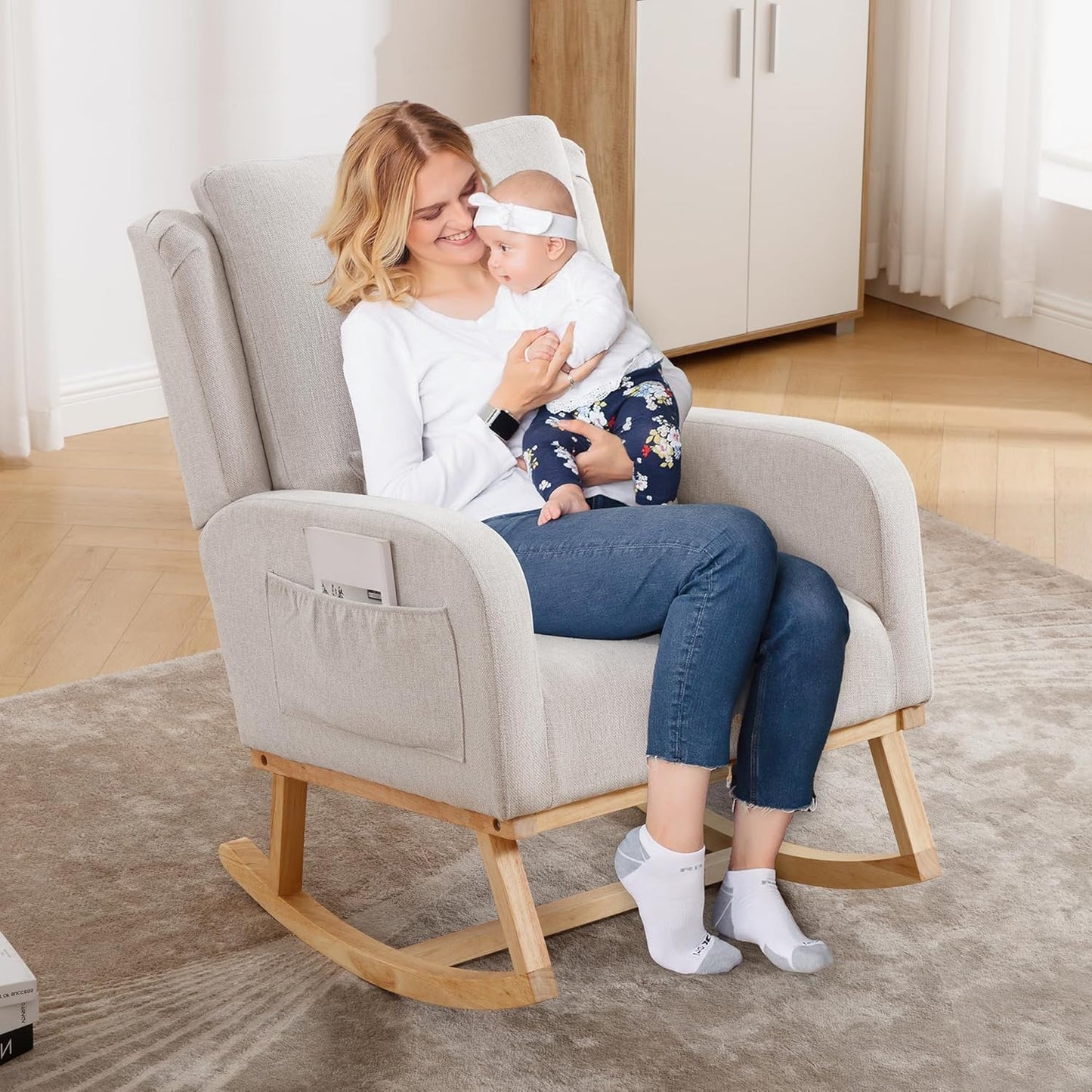 HCHAIRH Rocking Chair Nursery, Sherpa Nursing Rocking Chairs, Upholstered Nursery Glider Rocker for Mom Nursery Morden Accent Rocking Chair Pillow for Living Room,Bedroom,Teddy Light Grey