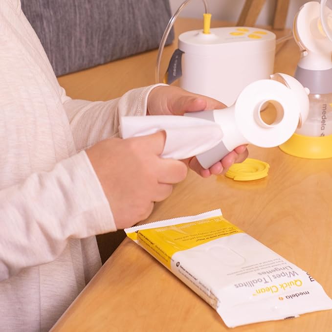 Medela Quick Clean Wipes for On-the-Go Cleaning of Breast Pumps, Accessories, and Various Surfaces, Plant-based, Resealable, 12 Pack of 30