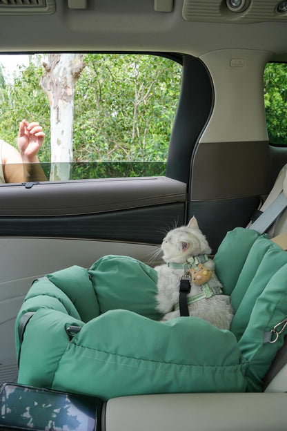 Convertible Pet Car Seat and Carrier, Cat Carrier Pouch, Portable Travel Bed for Cats and Small Dogs,Dog Car Seat for Small Dogs,Winter Warm cat Carrier Backpack