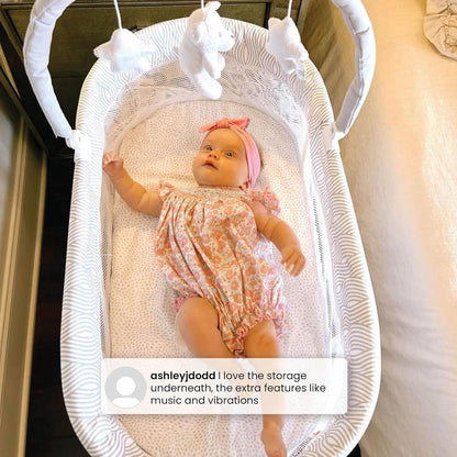 Delta Children Curve Bassinet, White/Grey