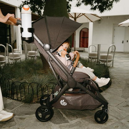 Ergobaby Metro 3 Baby Stroller for Newborns, Infants, and Toddlers - Travel Stroller with One-Hand Fold, Near-Flat Recline, Adjustable Handlebar - Onyx Black