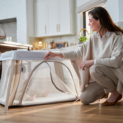 Maxi-Cosi Calao Travel Playard, Infant Bassinet, Toddler Playpen, Portable, Lightweight, Foldable, Easy Setup, with Carry Bag, Breathable Mesh, Truffle