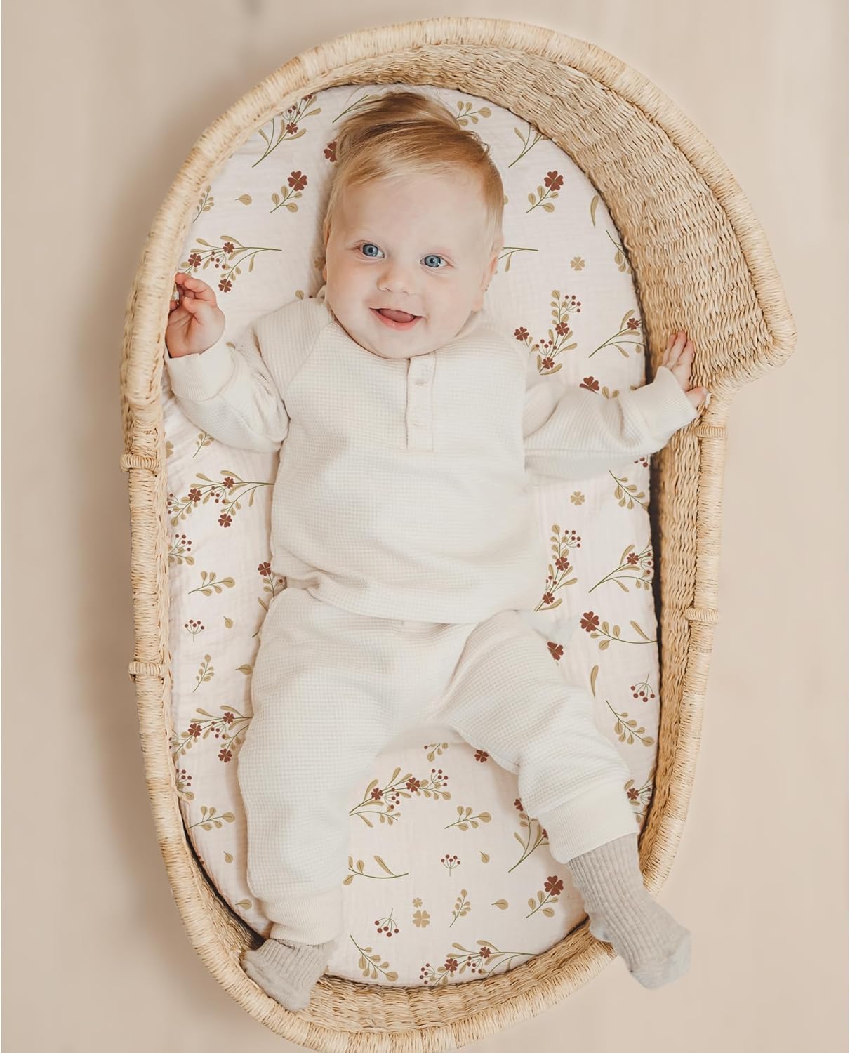 Konssy Muslin Fitted Bassinet Sheets 2 Pack for Baby Girl Boy, Soft Bedside Sleeper Bassinet Sheets Fit for Baby Bassinets, Moses Basket Oval Rectangle Pad/Mattress