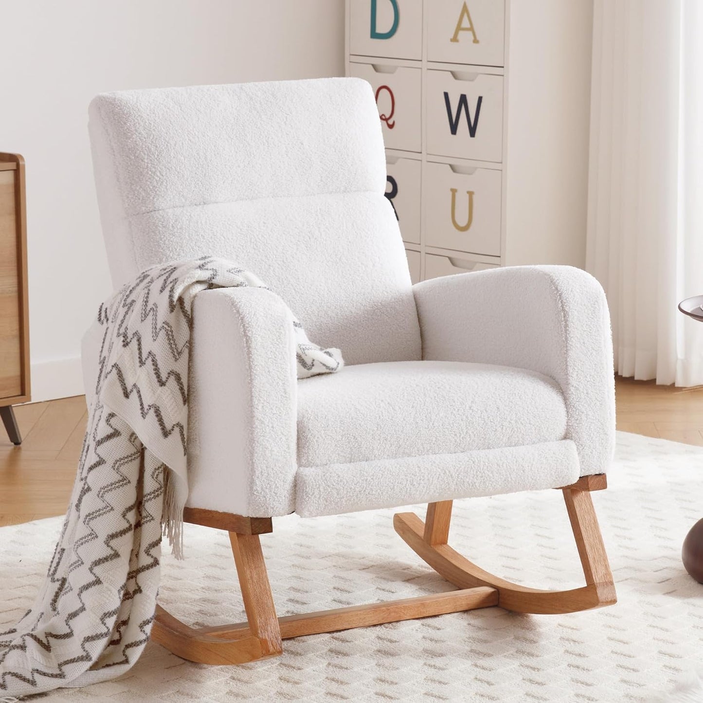 HCHAIRH Rocking Chair Nursery, Nursing Rocking Chairs with Foot Rest for Mom Nursery, Glider Rocker Chair with Footrest and High Backrest for Living Room, Bedroom, Beige