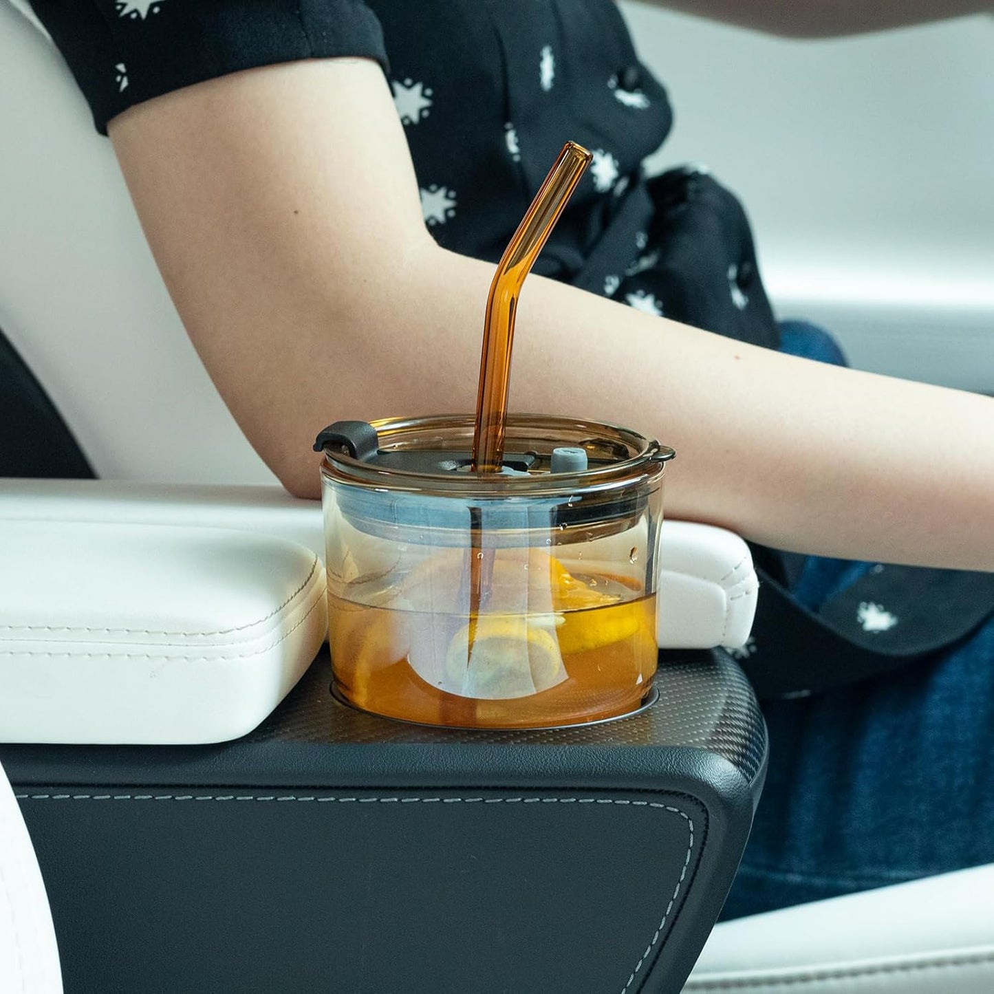 13oz/400ml Tumbler Water Glass, Cups with Straw and Lid Sealed Carry on for Coffee, Iced Tea, Thick Wall Insulated Glass Cup (Amber)…