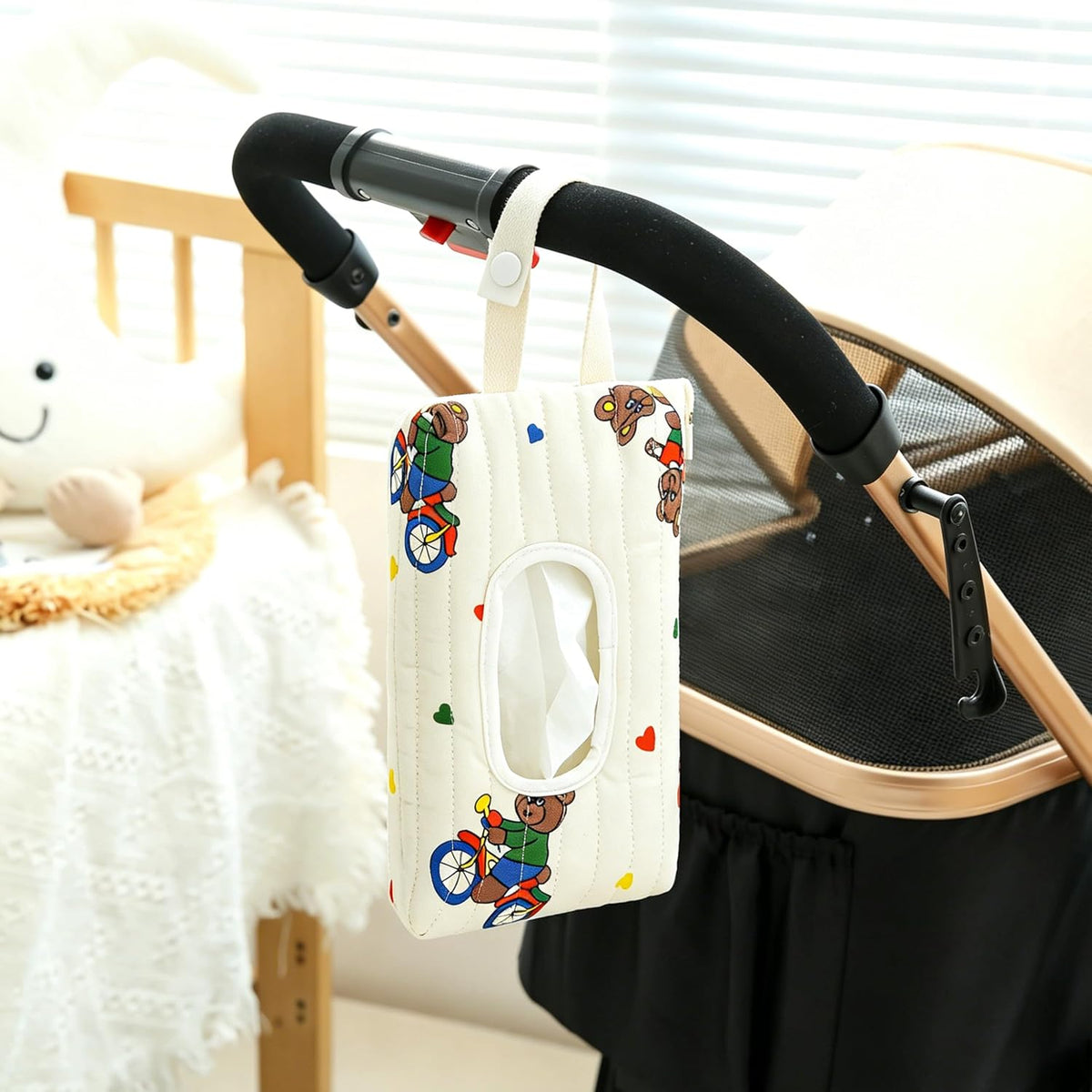 Quilted Baby Wipe Holder Floral Diaper Pouch Portable Quilted Wipes Bag for Car, Stroller (Beige Pattern)