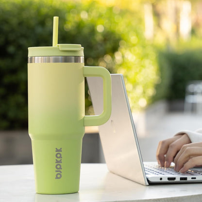 30 oz Insulated Tumbler with Handle & Straw, Stainless Steel | Double Wall Vacuum Insulation, Leak Proof, BPA Free, Dishwasher Safe, Cupholder Friendly, Travel & Outdoor, Bubble Gum