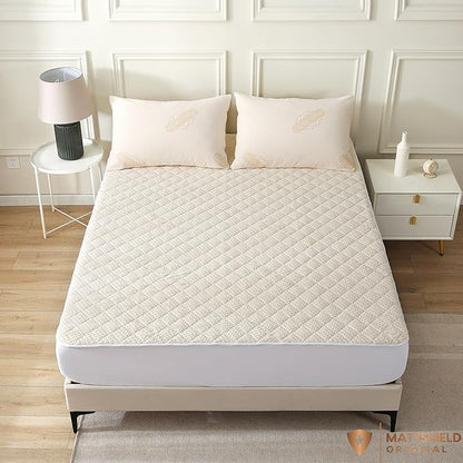 Luxury Quilted Organic Cotton Mattress Protector Calif King Size - Premium 380 GSM Waterproof & Breathable Pad - Deep Pocket Fitted Cover - Soft & Silent Protection