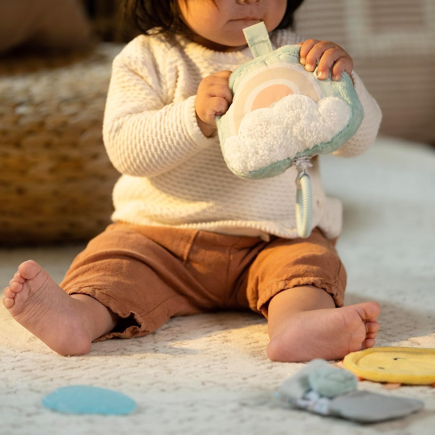 Ingenuity Soothing Essentials Wood Carrier Toy Bar, Montesorri-Inspired, 3 Removable Toys, for Ages 0-12 Months