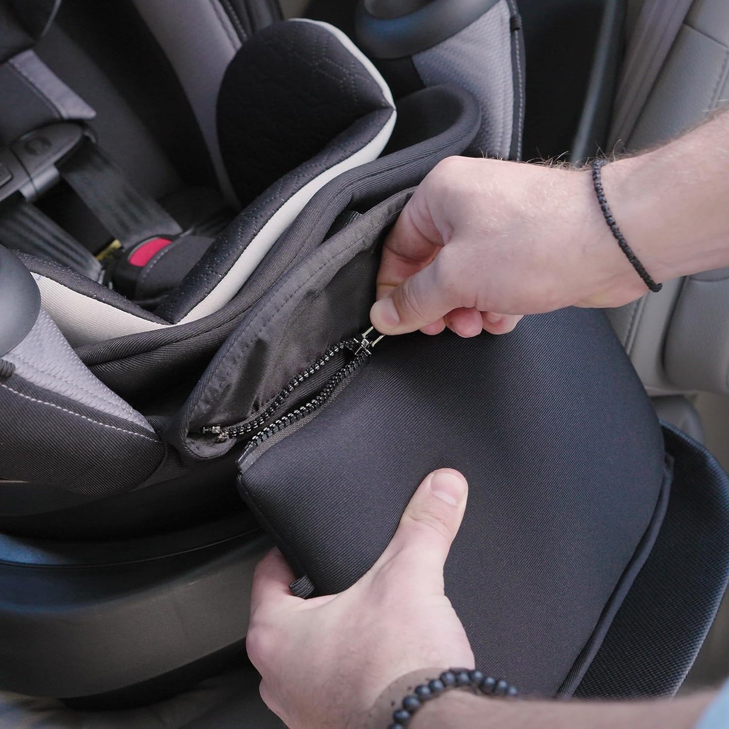 Evenflo Gold Revolve360 Extend All-in-One Rotational Car Seat with SensorSafe (Onyx Black)