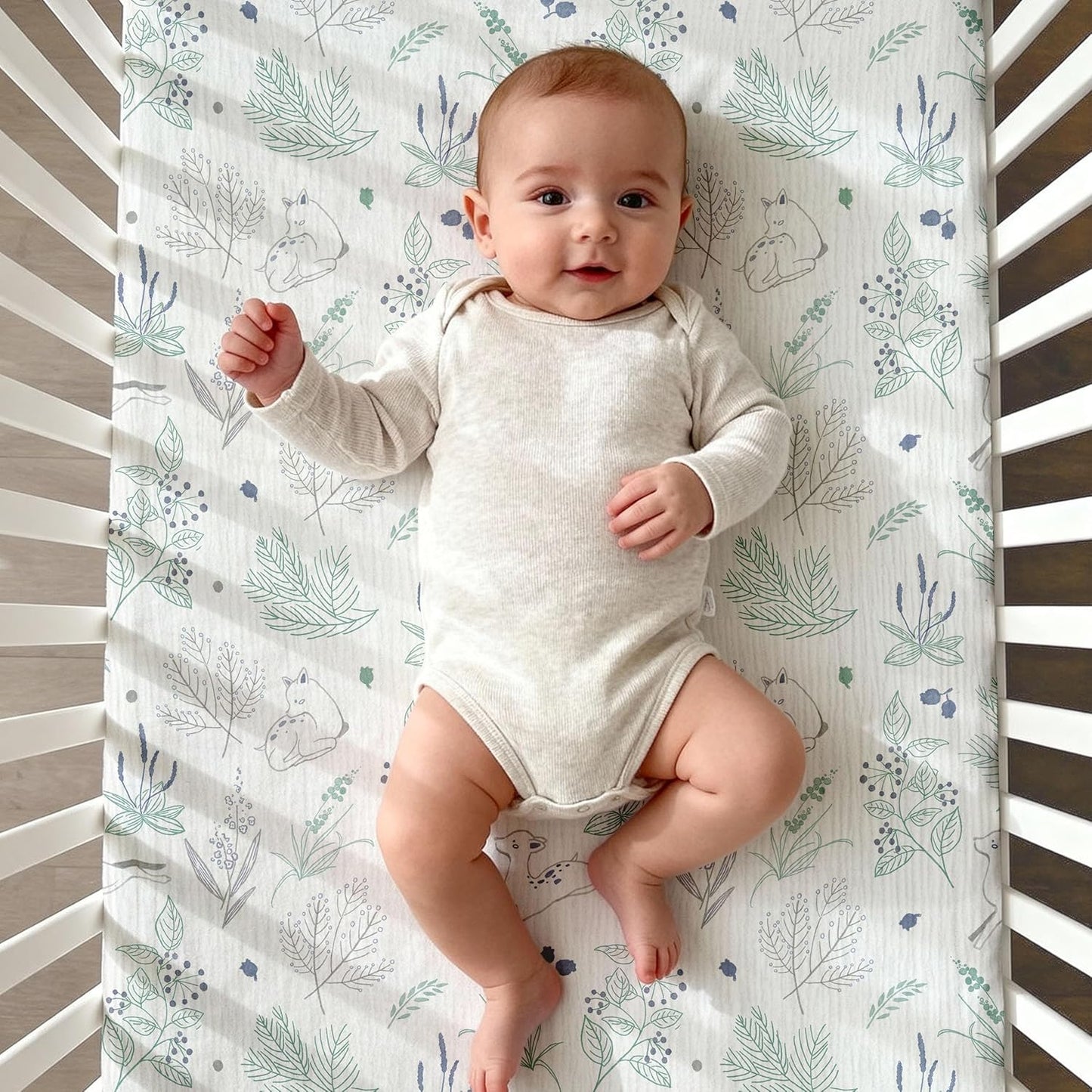 Muslin Bassinet Fitted Sheets 2 Pack, Soft Breathable Cotton Baby Bassinet Mattress Sheet Set, 360° Elastic Snug Fit, Universal for Oval, Rectangle & Hourglass Cradle, Unisex Baby Bedding (Cute Cars)
