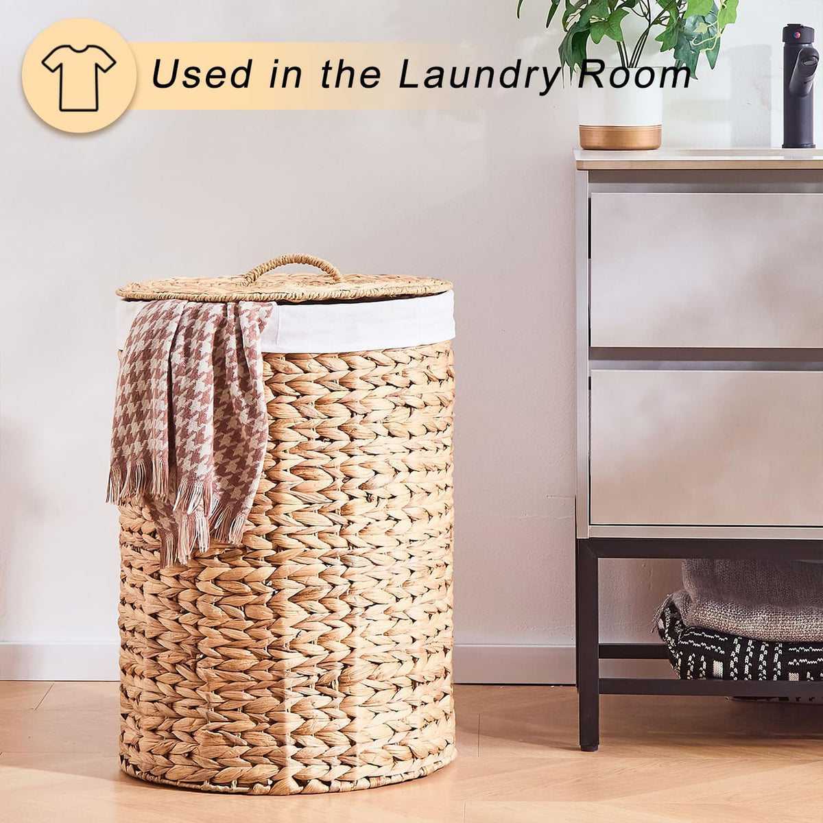 Round Water Hyacinth Laundry Hamper with Lid Handwoven Wicker Basket with Handles for Dirty Clothes, Storage, and Organization Ideal for Bedroom, Bathroom, and Laundry Room, No Assembly Required, 60L