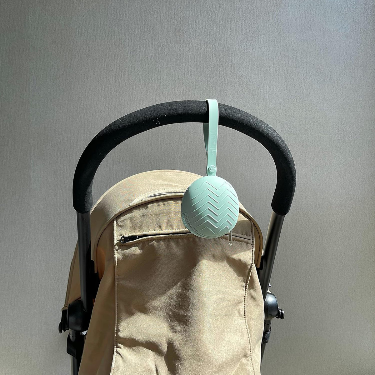 BPA-Free Silicone Pacifier Holder Case (1-pk) Diaper Bag Accessory Newborn Travel Baby Pacifier Pouch (Army Green)