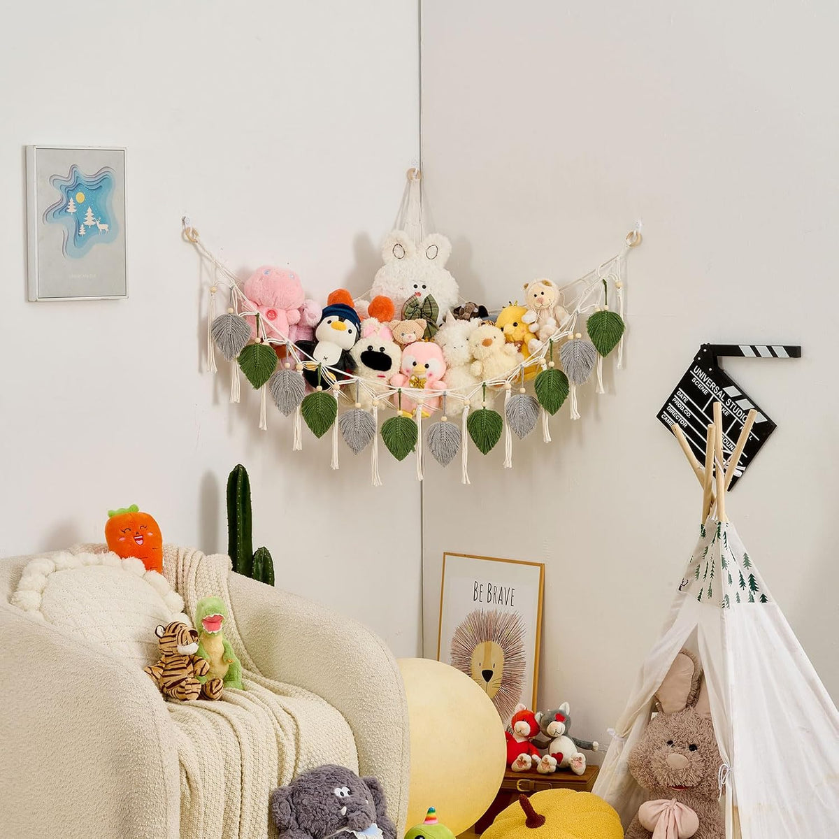Stuffed Animal Hammock with Tassels and Leaves Green