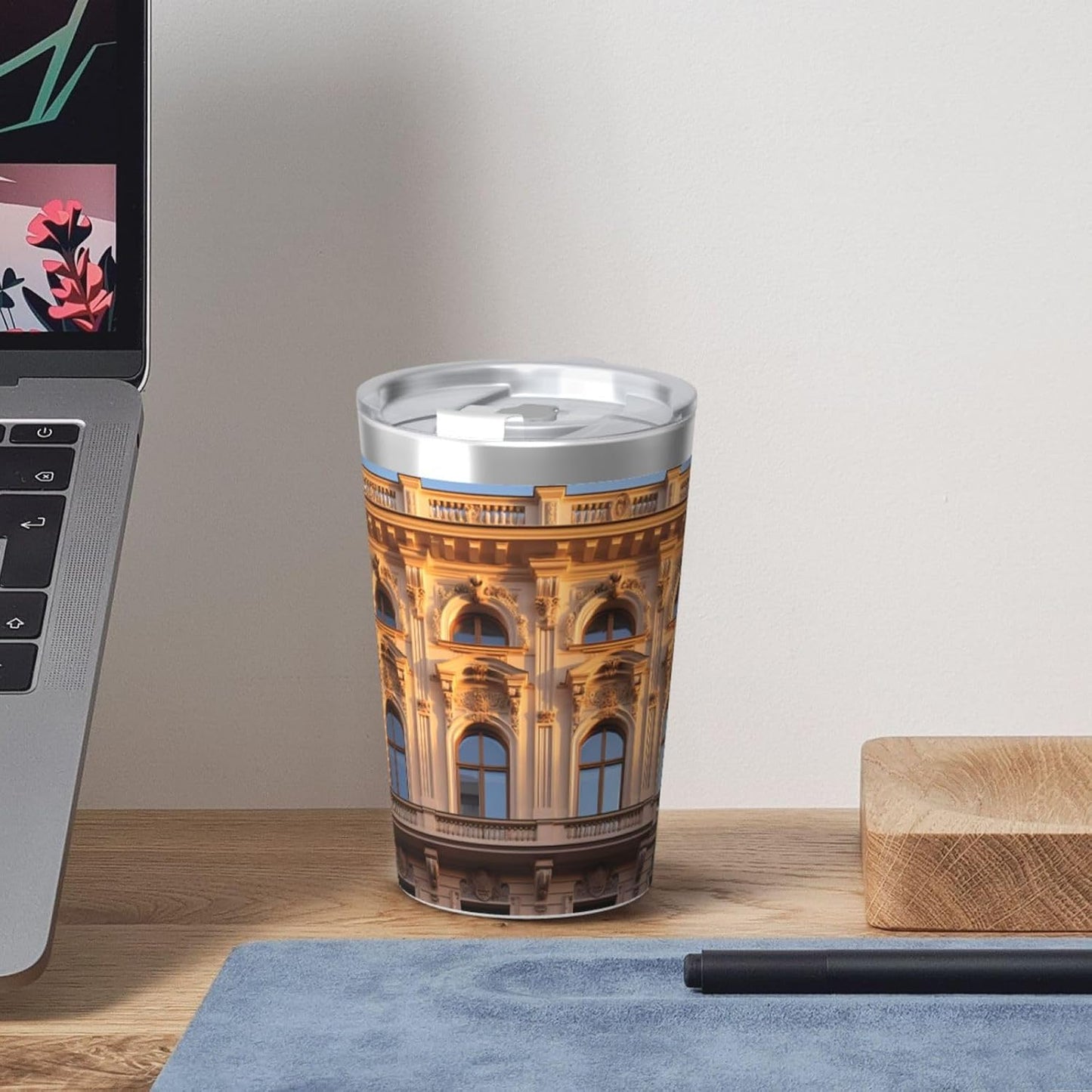 Clear and crystalline Insulated Straw Cup Ideal for Gym use or Carrying on The go