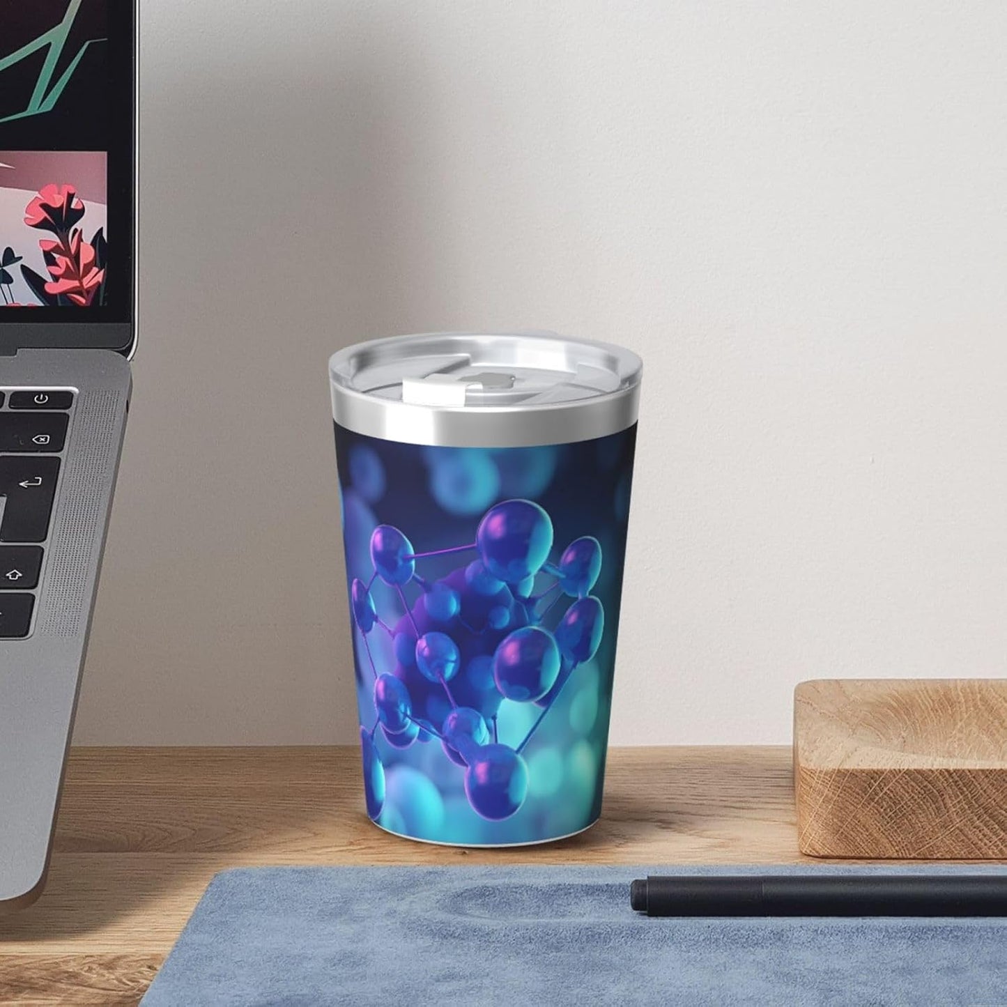 Clear and crystalline Insulated Straw Cup Ideal for Gym use or Carrying on The go