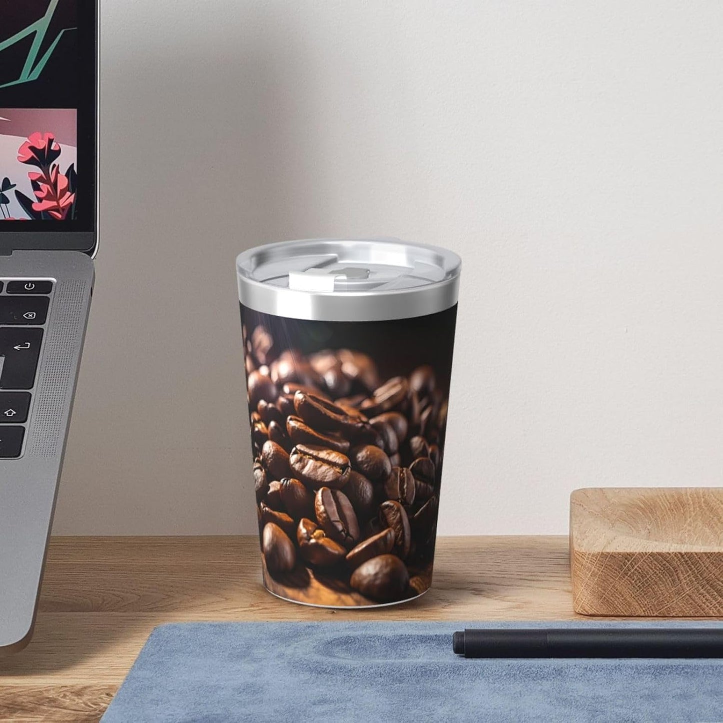 Clear and crystalline Insulated Straw Cup Ideal for Gym use or Carrying on The go