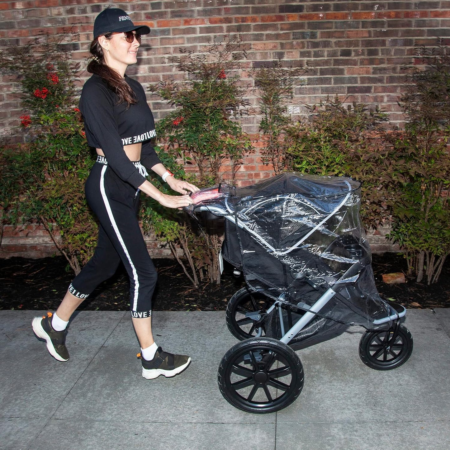 Graco Travel System Weather Shield, Baby Rain Cover, Universal Size to fit Most Travel Systems, Waterproof, Windproof, Ventilation, Sun Protection, Shade, Umbrella, Pram, Vinyl, Plastic, Clear