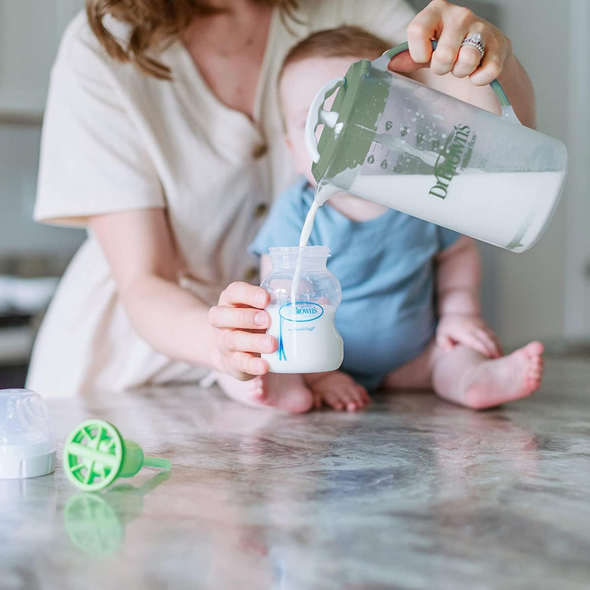 Baby Formula Mixing Pitcher 36oz, Blue with Anti-Colic Options+ Narrow Baby Bottles, 4 Pack, 4 oz