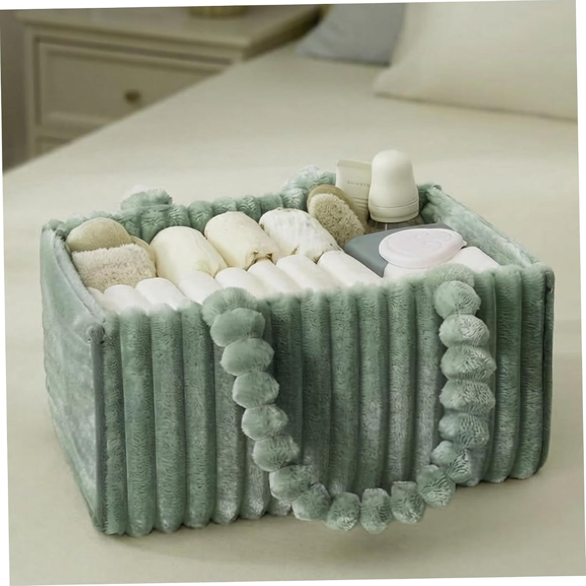 Baby Diaper Caddy, Portable Diaper Caddy with Removable Dividers, Soft Flannel Storage Bin for Baby Essentials, Toys, and Supplies, White
