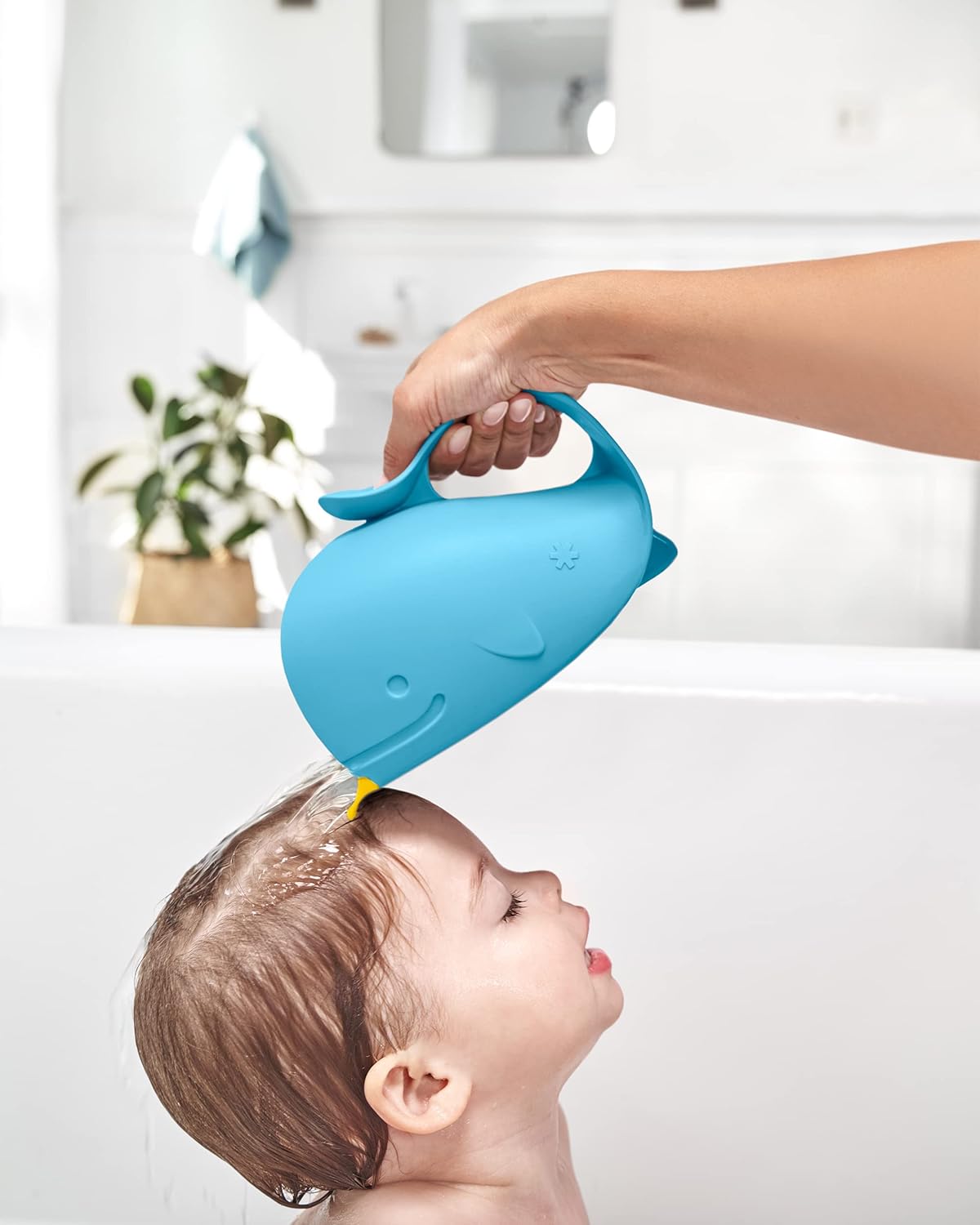 Baby Bath Rinse Cup MOBY Tear-free Waterfall Rinser Grey Age 0+