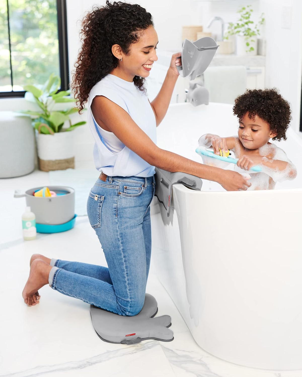 Baby Bath Rinse Cup MOBY Tear-free Waterfall Rinser Grey Age 0+