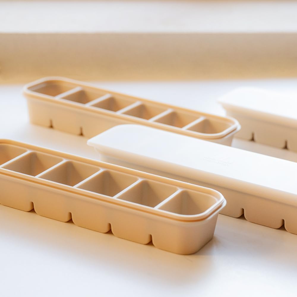 MOMOBIN Silicone Freezer Tray, Made in Korea, Meal Prep, Freeze Food Storage Cubes Trays with Lids for Purees, Soups, Solid Food Fruit Vegitable Brastmilk, Easy and Safe Design