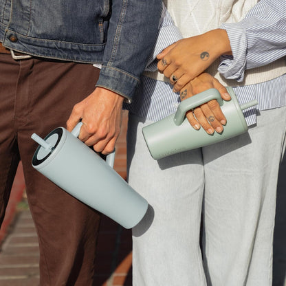 Era 20 oz Tumbler with Handle and Straw | 100% Leakproof Insulated Tumbler with Lid and Straw | Made of Stainless Steel | Cup Holder Friendly Base | 20oz (Dune)