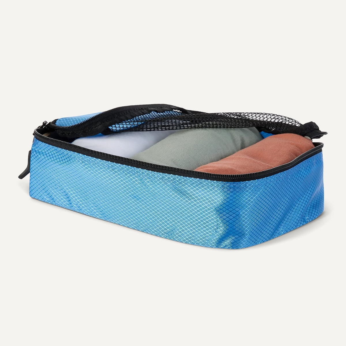 4-Piece Packing Cubes Travel Accessories Set, Luggage Organizer with Double Zipper, Mesh Top, Space-Saving, Medium, Sky Blue (Previously Amazon Basics)