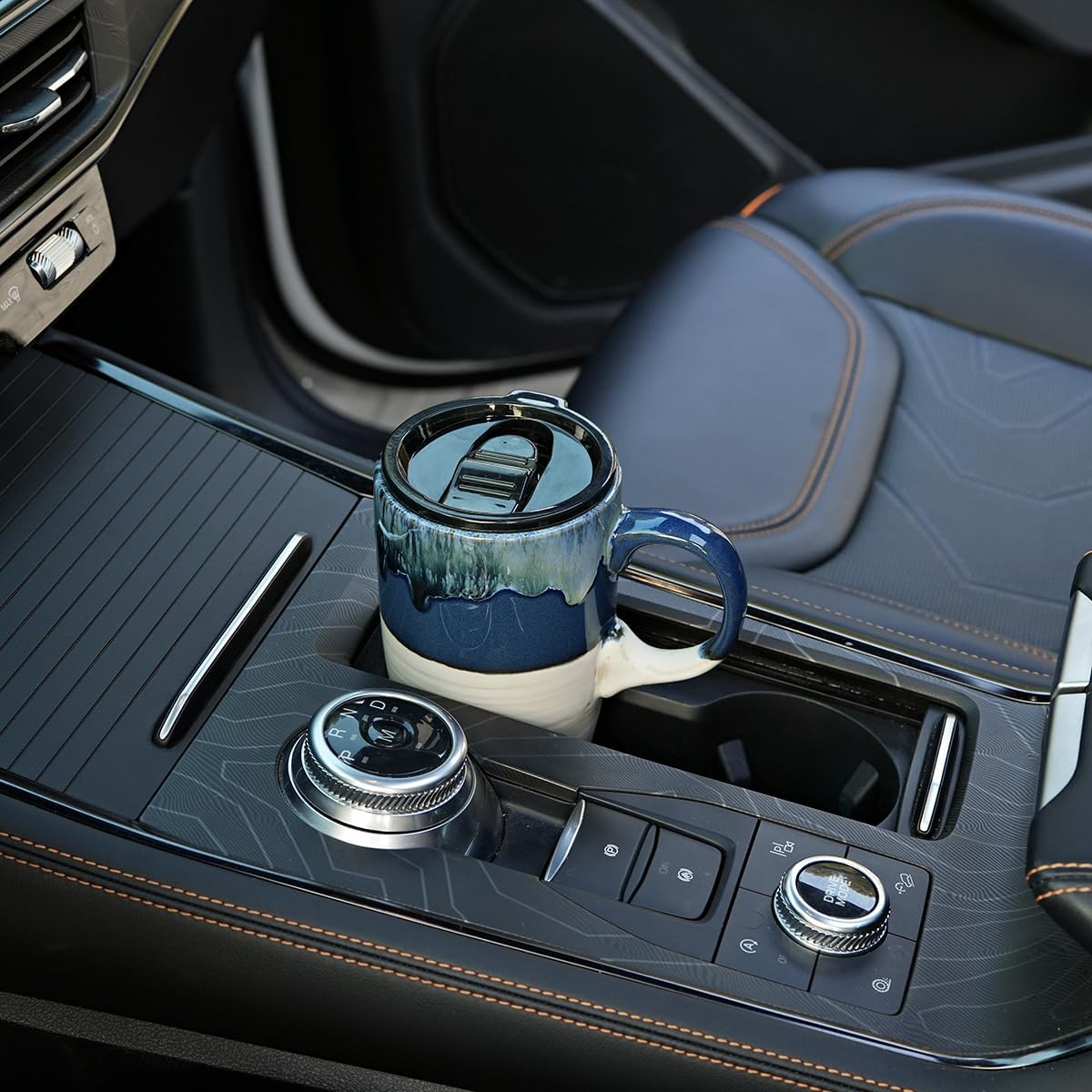 Ceramic Travel Coffeel Mug with Handle and Lid, 18 oz, Portable Coffee Cup for Car Cup Holder, Microwave and Dishwasher Safe, Reactive Glaze (Deep Blue)