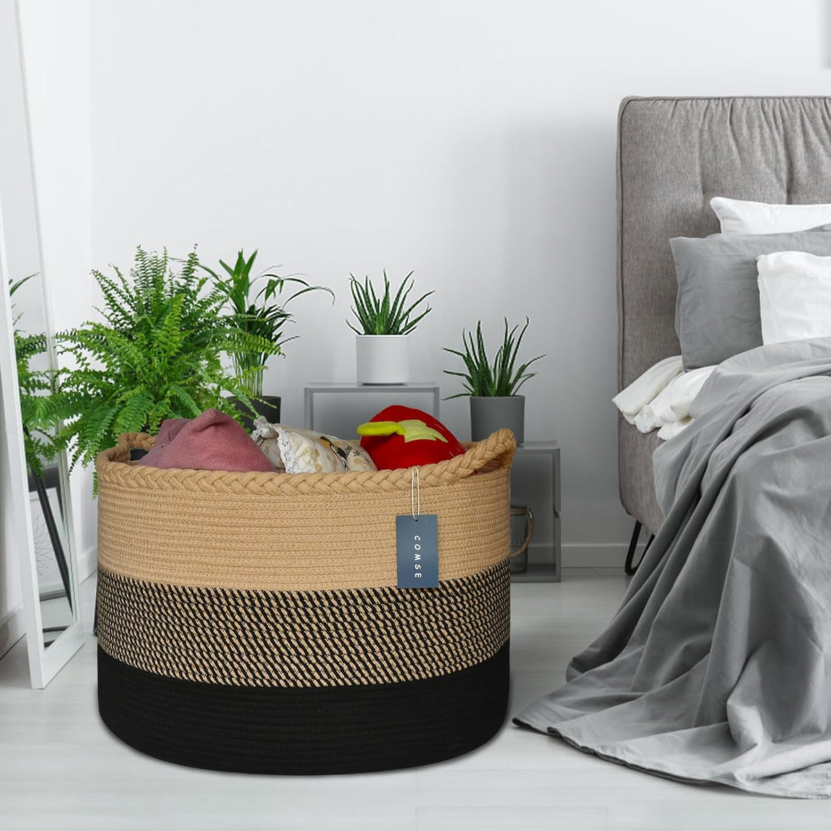 XXXLarge Woven Blanket & Laundry Basket, 87L, White & Gradient Brown