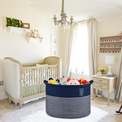 XXXLarge Woven Blanket & Laundry Basket, 87L, White & Gradient Brown