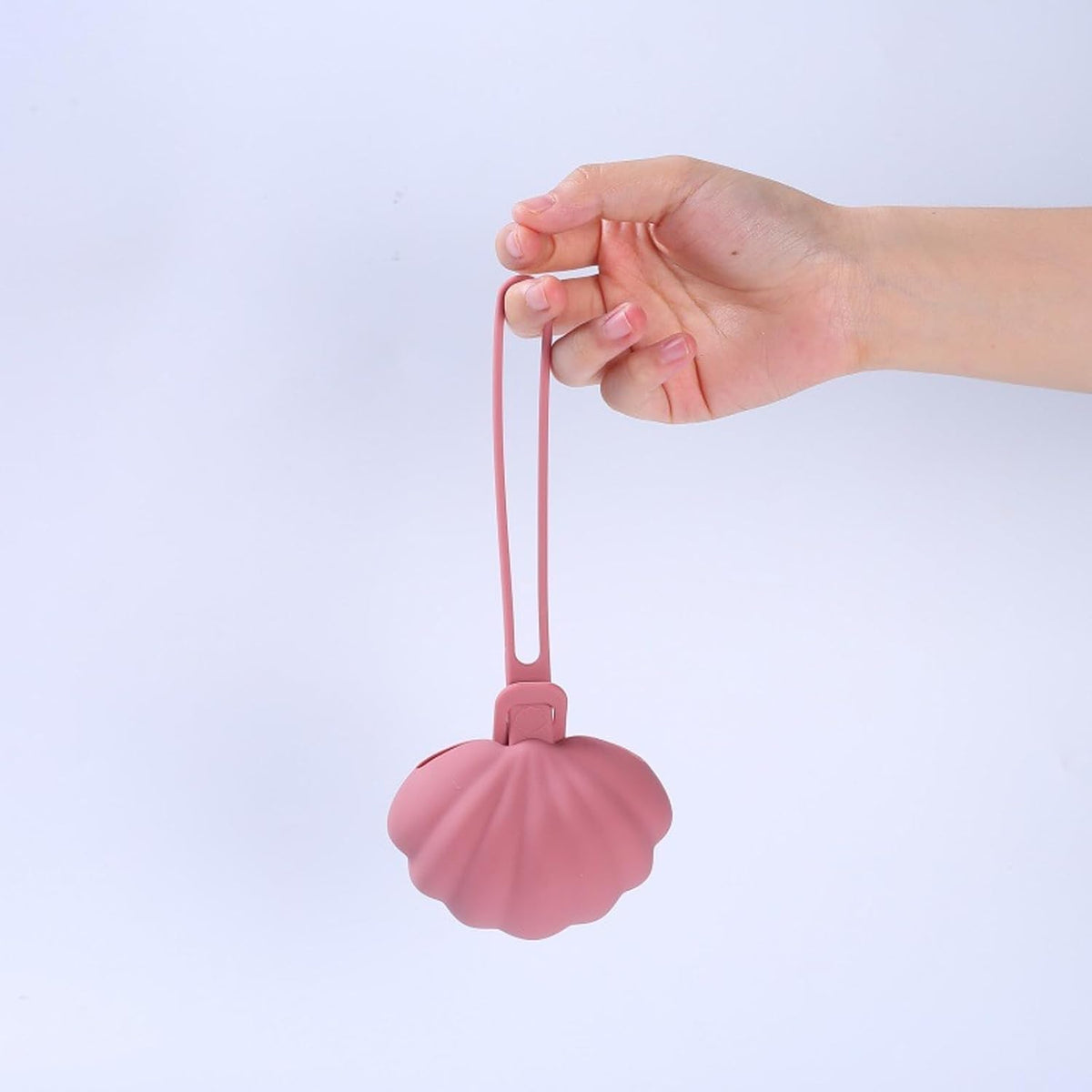 Compact Silicone Storage Case Shell Shape Portable Organiser Box for Soothing Container Box Compact Silicone Storage with Hanging Strap
