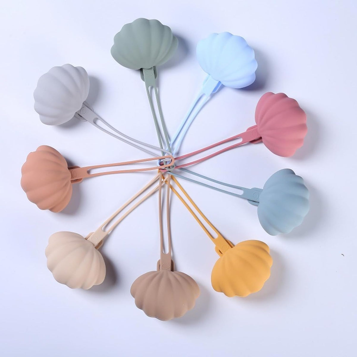 Compact Silicone Storage Case Shell Shape Portable Organiser Box for Soothing Container Box Compact Silicone Storage with Hanging Strap