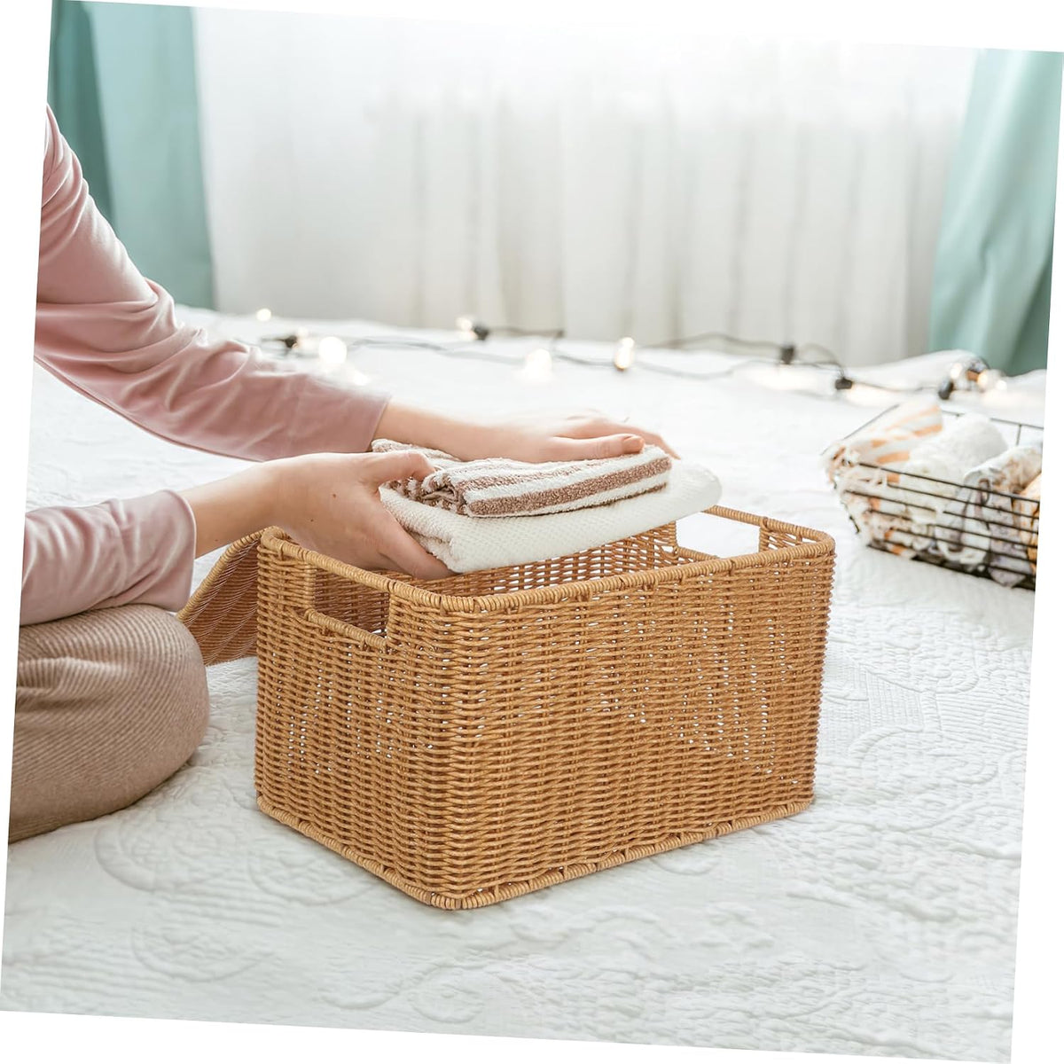 Handwoven Lidded Storage Basket Brown Cube for Clothing Sundries